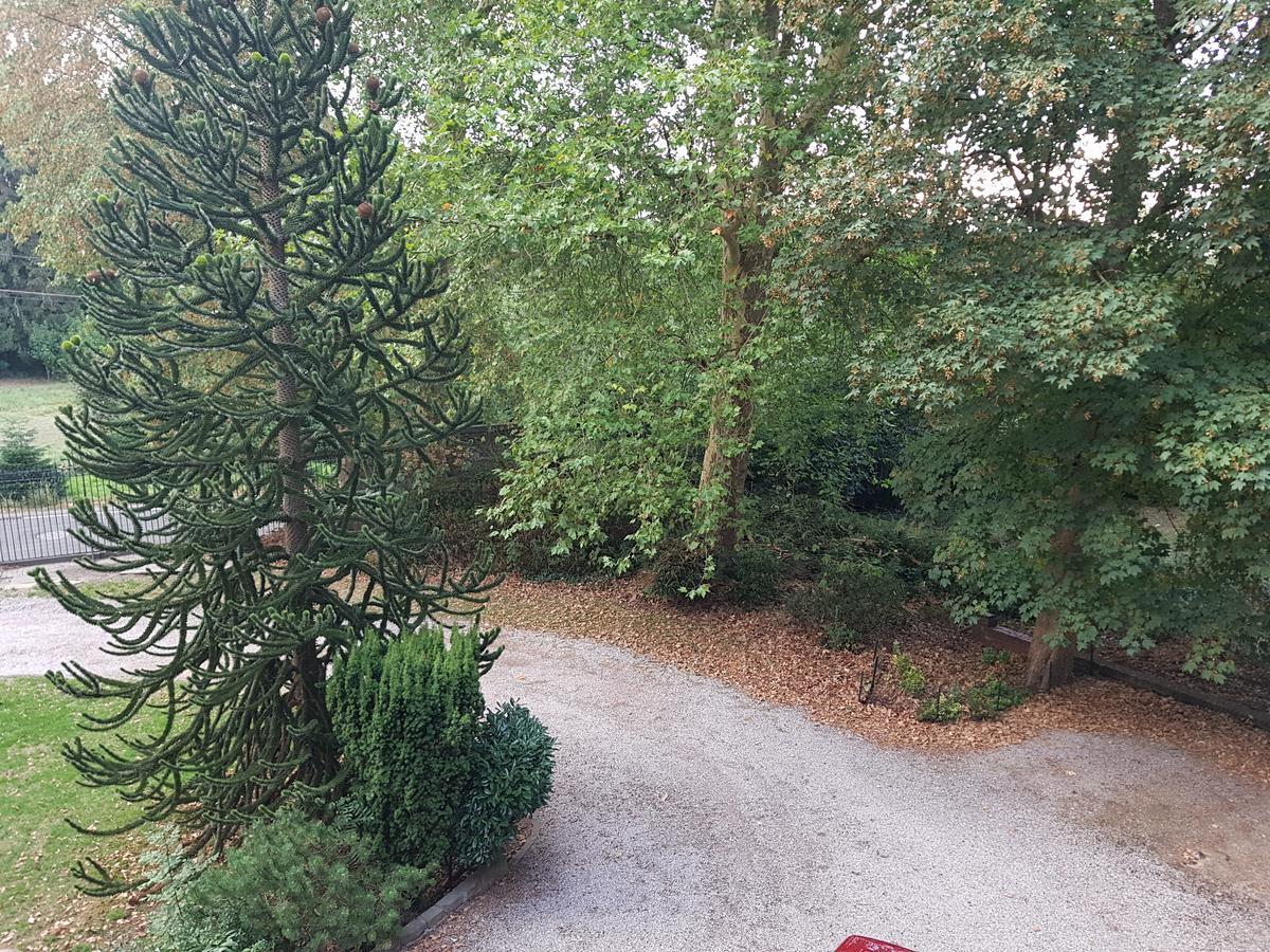 Chateau Lambert Moulinsart Hotel, Shuttle Airport, Long Term Parking, Snooker, Large Terrasse, Dinner, Breakfast Charleroi Luaran gambar