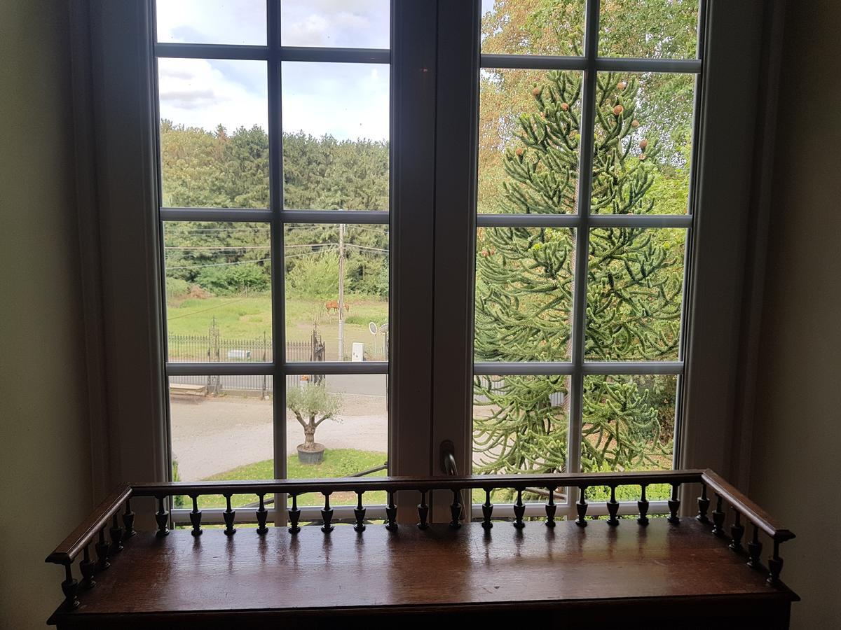 Chateau Lambert Moulinsart Hotel, Shuttle Airport, Long Term Parking, Snooker, Large Terrasse, Dinner, Breakfast Charleroi Luaran gambar