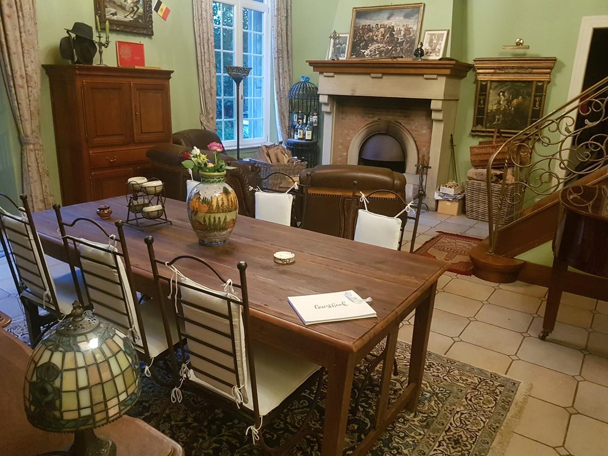 Chateau Lambert Moulinsart Hotel, Shuttle Airport, Long Term Parking, Snooker, Large Terrasse, Dinner, Breakfast Charleroi Luaran gambar