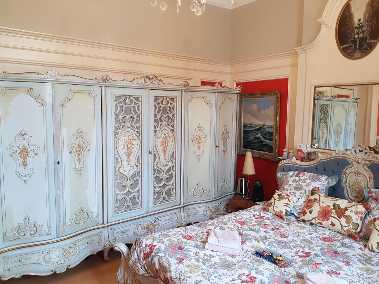 Chateau Lambert Moulinsart Hotel, Shuttle Airport, Long Term Parking, Snooker, Large Terrasse, Dinner, Breakfast Charleroi Luaran gambar
